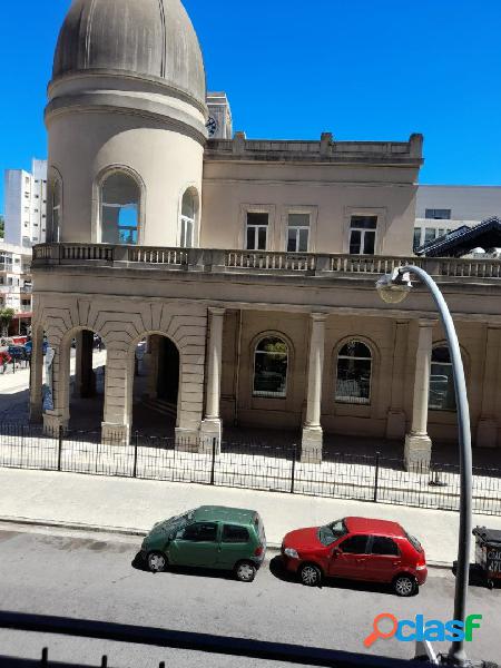 Alquiler por 36 meses. Depto. 1 Amb. a la calle con Balcón