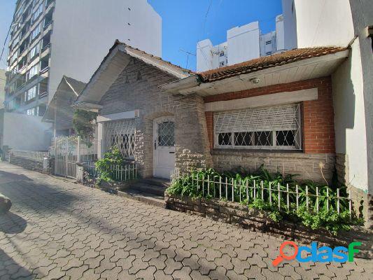 CHALET ESTILO MAR DEL PLATA EN VENTA BARRIO LA PERLA