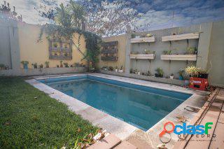 Chalet 3 ambientes con dependencia + piscina - Parque Luro