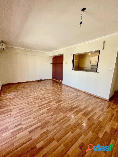 En Venta! Departamento de 2 dormitorios en zona Centro