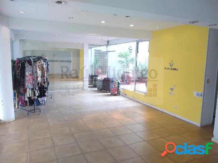 HERMOSO LOCAL EN VENTA EN BARRIO LA PERLA