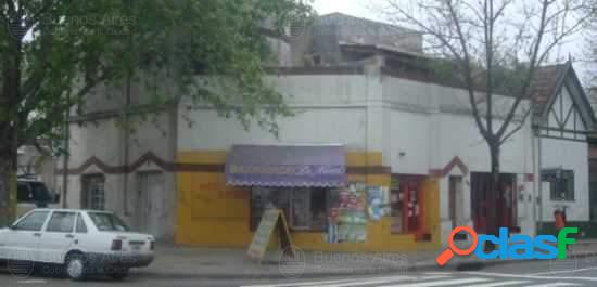 LOCAL COMERCIAL DE 25 M2 EN ESQUINA SOBRE AVENIDA MONROE AL