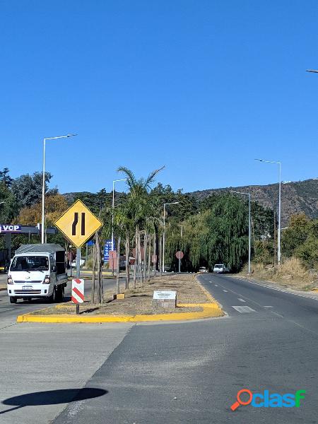 Lote de 700 m2 en Barrio Villa del lago, Carlos Paz.