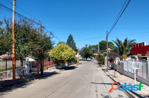 VENDO HERMOSA CASA EN BARRIO RESIDENCIAL JOSE MUÑOZ