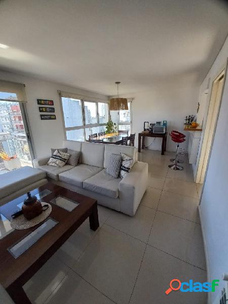 VENTA 3 AMB A LA CALLE CON BALCON SALIENTE