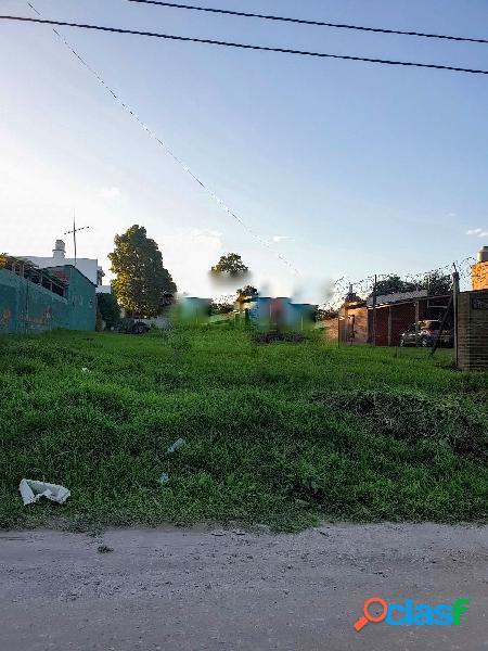 Alcorta entre Lynch y Garcia Lorca. Lote en venta.