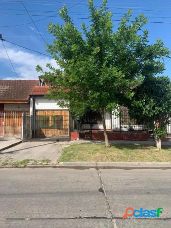 CASA EN VENTA 3 HABITACIONES A DOS CUADRAS DE PASCO, J