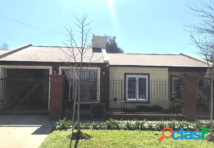 Casa en venta Luján