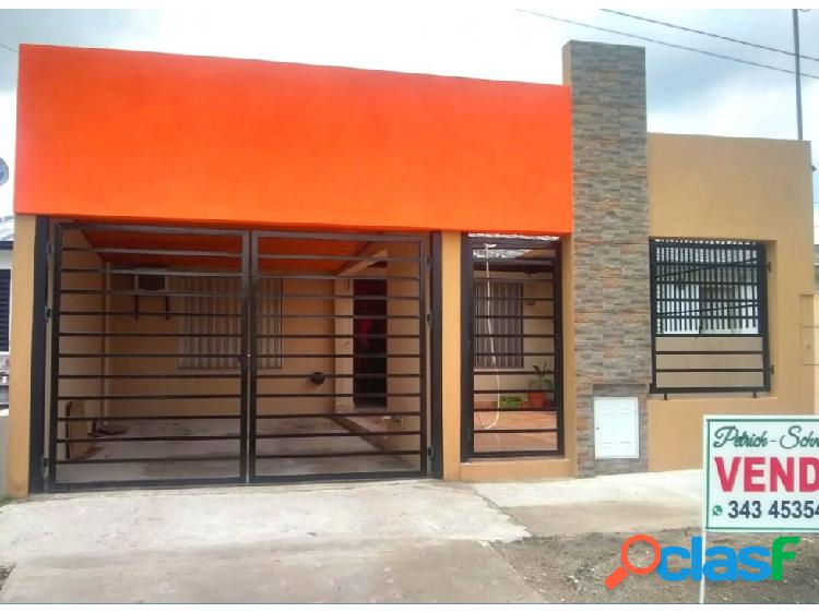 SE VENDE CASA EN MARIA GRANDE BARRIO SUR