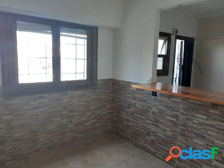 VENTA DEPARTAMENTO 2 AMB. RECICLADO P. ALTA PATITO SIN