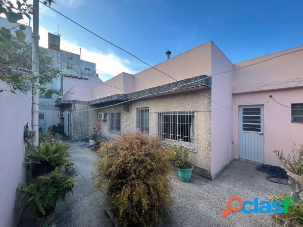 Venta Ph tipo casa 3 ambientes con fondo libre - Parque