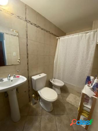 EN VENTA DEPARTAMENTO DE UN AMBIENTE AMUEBLADO