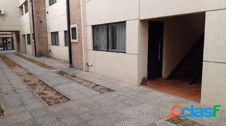 Venta departamento 3 amb con cochera