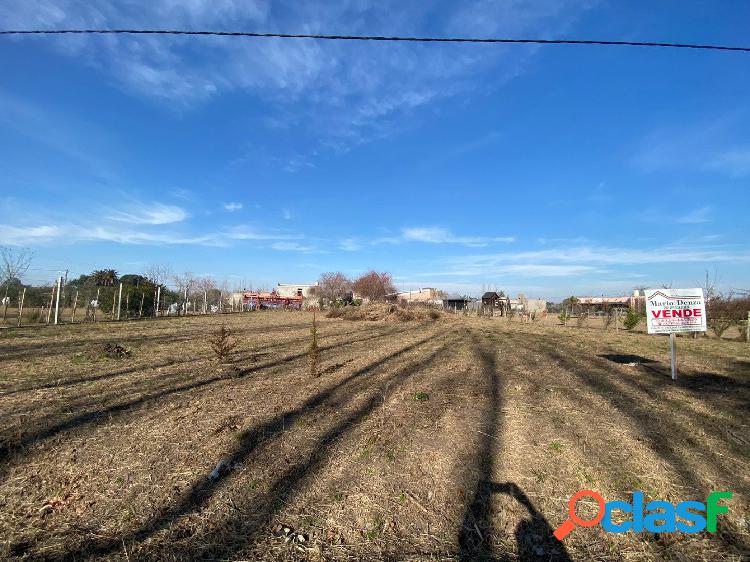 Venta de lote de 1000 m2, Calle 116 e/ 109 y 105. U$S