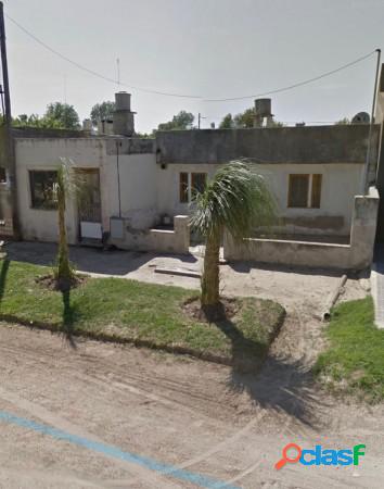 Casa con terreno - OPORTUNIDAD