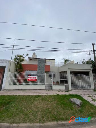 OPORTUNIDAD AMPLIA CASA EN VENTA