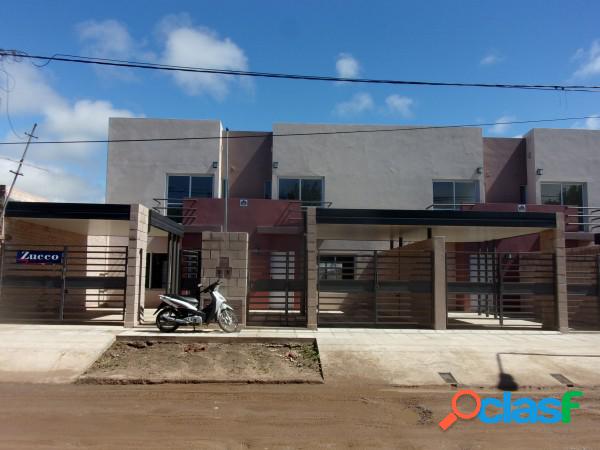 ALQUILO: DUPLEX EN CORONDA