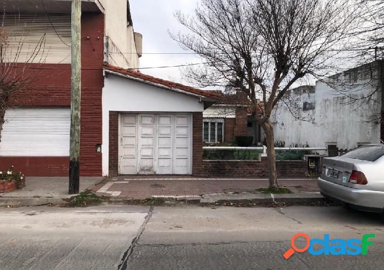 Chalet en Venta. 3 Amb. 2 Dor.