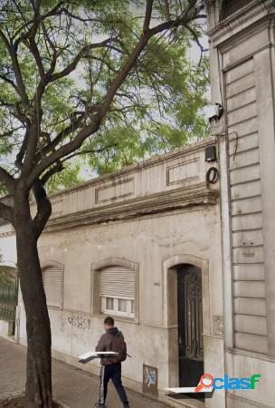 CASA CENTRICA A RECICLAR. San lorenzo y Moreno