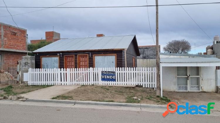 Oficina tipo cabaña en Av. Tierra del Fuego