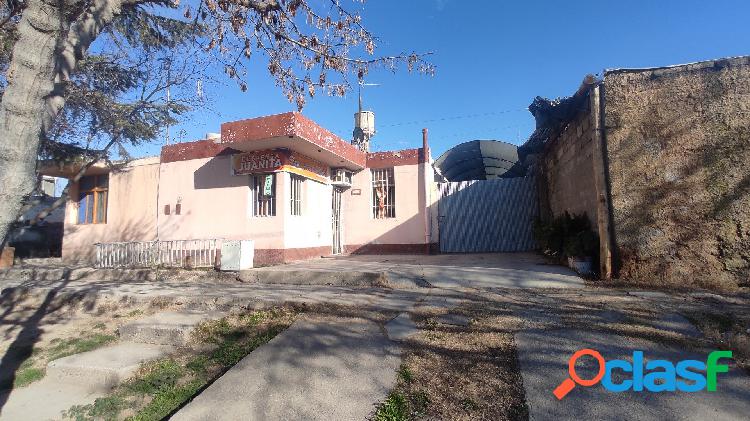 CASA EN VENTA CON DEPARTAMENTO