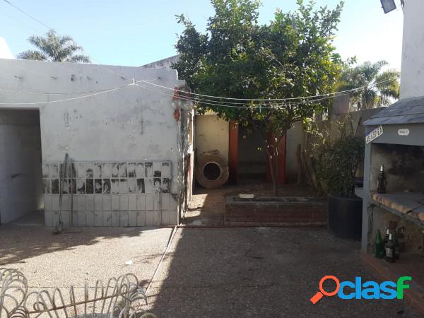 SE ALQUILA CASA EN B° ALBERDI