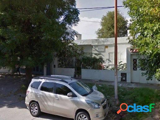 Casa para uso comercial en Alquiler - Estomba al 1400