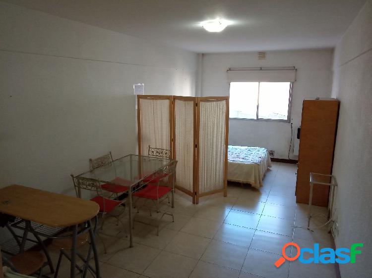 VENTA 1AMB SEMIRECICLADO-LUMINOSO-CONTRAFRENTE-CENTRO