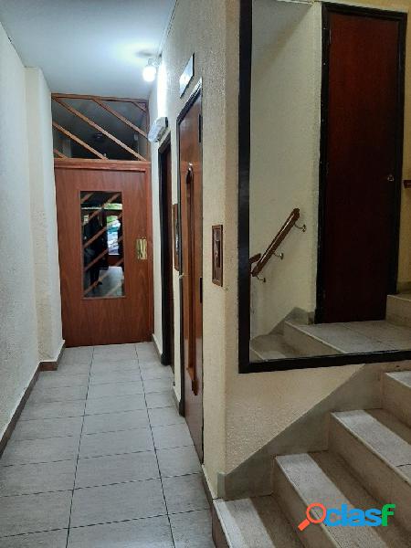 Venta departamento 3 amb y dependecia