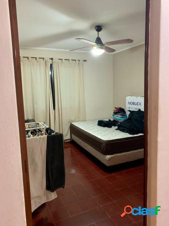 Departamento dos dormitorios centro.