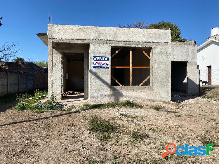 SE VENDE CASA A TERMINAR EN ALMAFUERTE, CALLE BARROS PAZOS