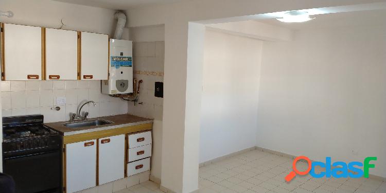 Se Vende Dpto de 1 Dorm en Alberdi