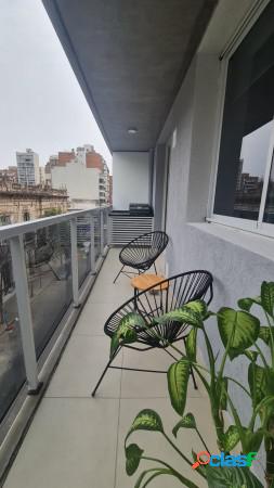 Tres dormitorios - Balcón o patio con grill electrico -