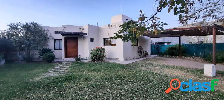 VENTA DE CASA EN BARRIO PRIVADO LICEO ETAPA 4