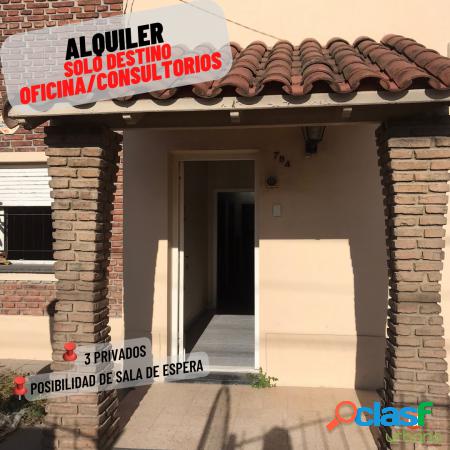 CASA ALQUILER EXCLUSIVO OFICINA/CONSULTORIO