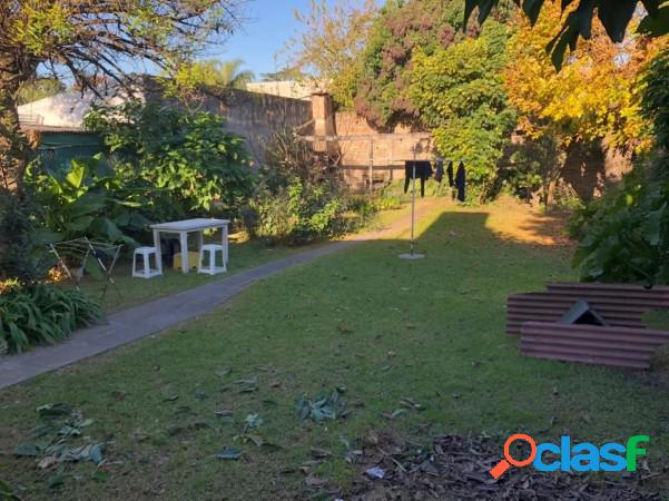 Casa de 3 Dormitorios con Parque Fondo en Muñiz