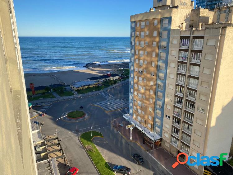 Edif. Playa II 9no piso - Departamento monoambiente Zona I -