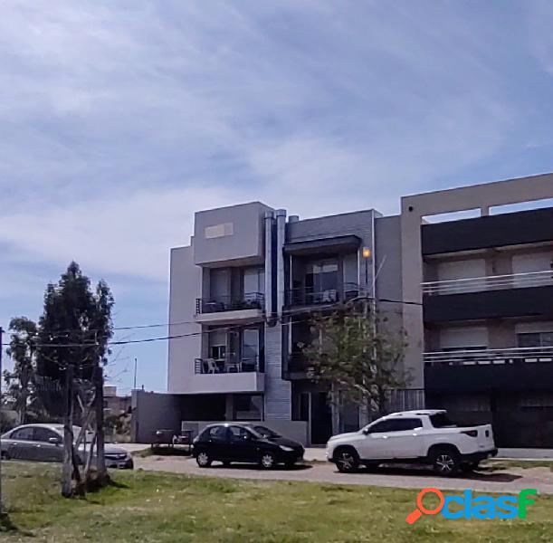 DEPARTAMENTO A LA VENTA DE 1 DORMITORIO EN HUGONY al 2000