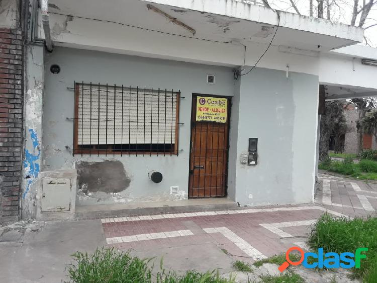 VENTA PH 2 AMB TIPO DEPTO EXTERNO PLANTA BAJA A LA CALLE