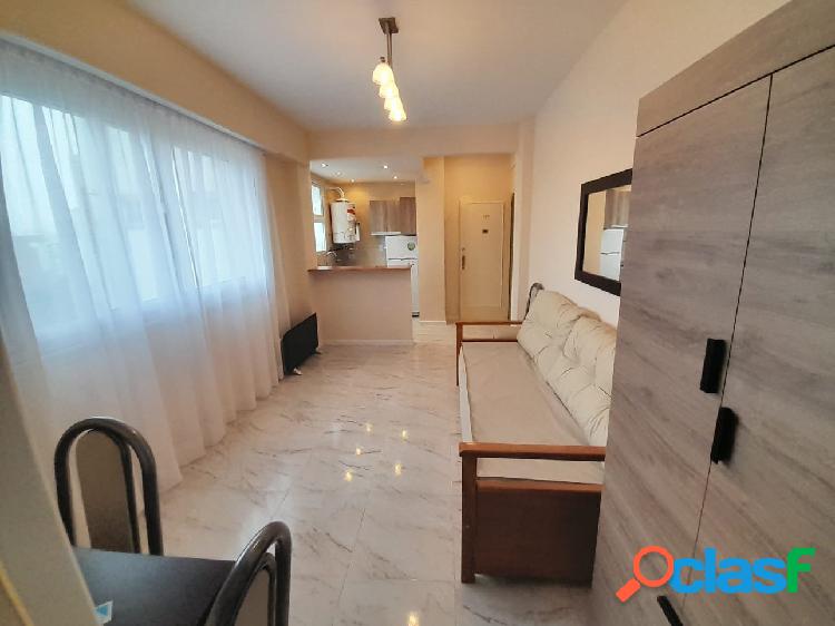 Venta. Depto 1 Amb Lateral. Vista Plaza San Martín y