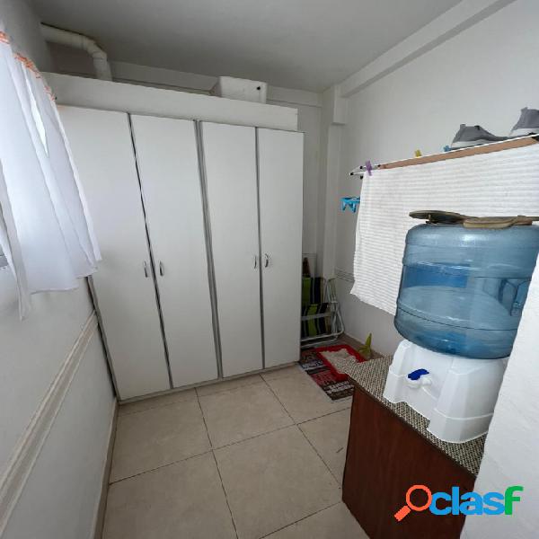 DEPARTAMENTO EN VENTA - 3 AMBIENTES - BALCON AL FRENTE -