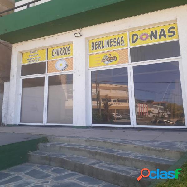 LOCAL SOBRE AV.3 Y PASEO 134 ZONA SUR