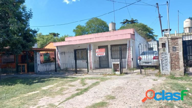 (AUT 356) BARRIO LA PERLITA, VENDO CASA DE MATERIAL SUPER