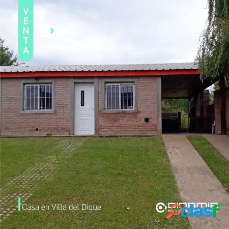 SE VENDEN 2 CASAS EN UN MISMO TERRENO, EN VILLA DEL DIQUE