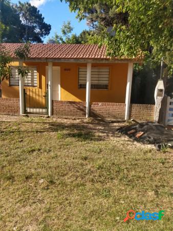 VENTA- 2 CASAS SOBRE MISMO LOTE