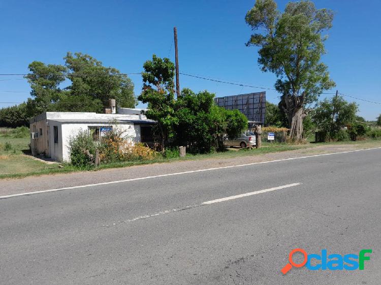 VENTA: CASA + DOS DEPARTAMENTOS + LOTE EN CORONDA - Ref. 979