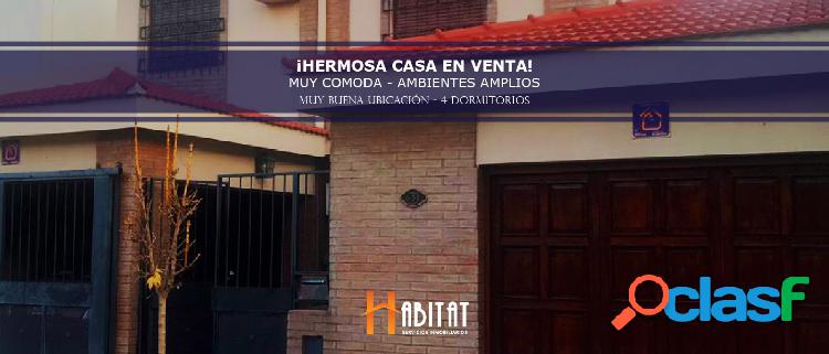 Hermosa casa en venta - Ambientes amplios