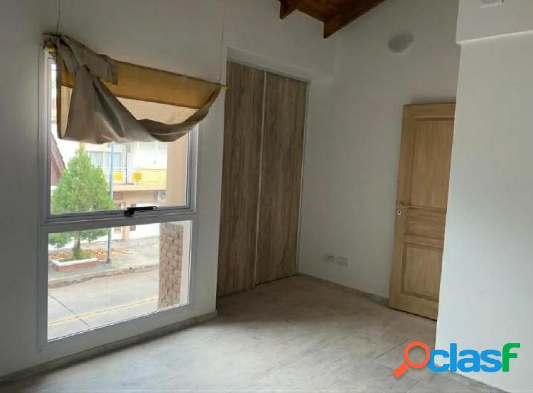 Departamento en venta de 4 dormitorios, sin expensas.