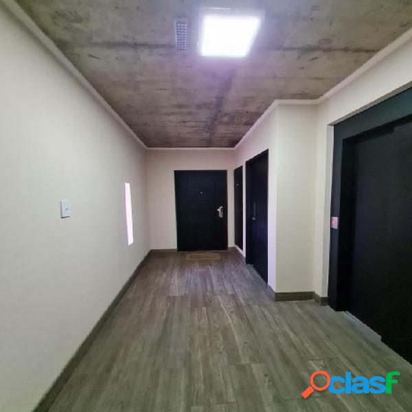 Venta Departamento Un Dormitorio San Martin 1300 Primer Piso