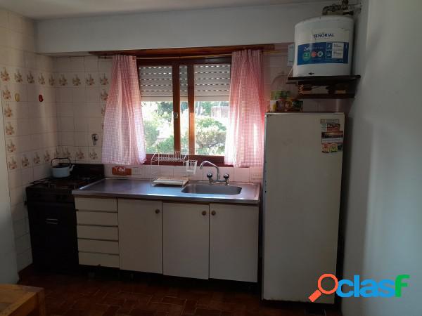 Venta departamento dúplex Villa Gesell sobre Avenida 3